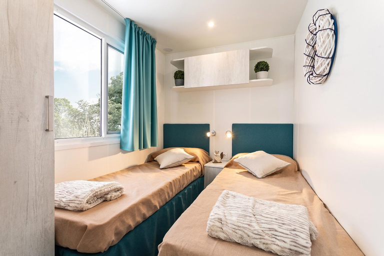 Bedroom 3, Camping Europa, Livorno