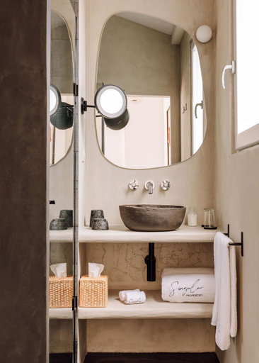 Bathroom 7