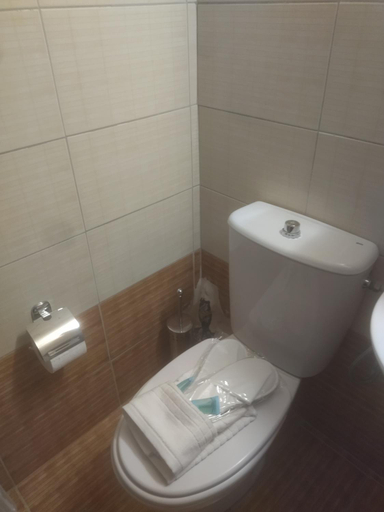 Bathroom 3, Pelekan rooms and apartments Athina 32, Central Macedonia