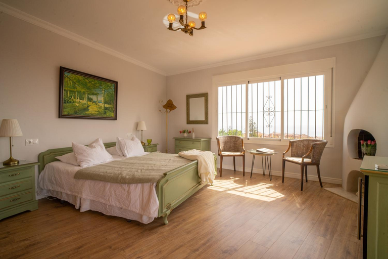 Bedroom, Casa Ancladero Room W big balcony and lovely view, Málaga