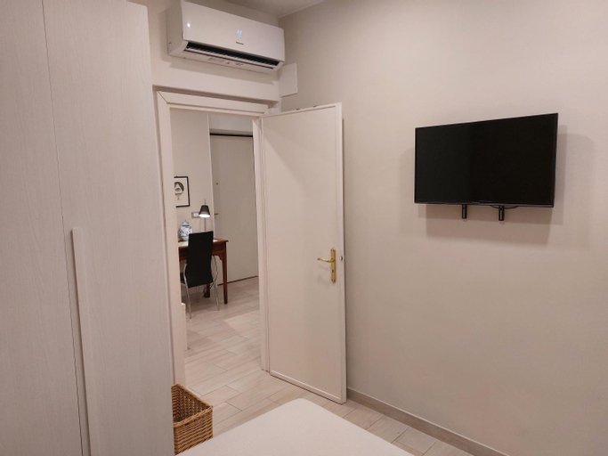 Bedroom 2, PIAZZETTA la MADDALENA 2, Savona