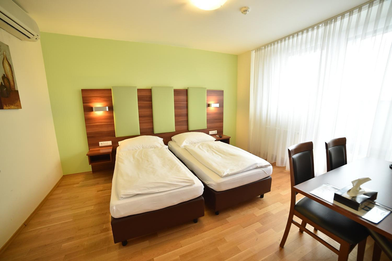 Bedroom 2, Sky Apartments Vienna, Wien