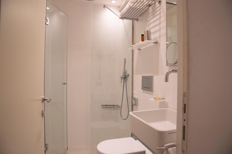Bathroom 2, Residenza San Pantaleo, Roma