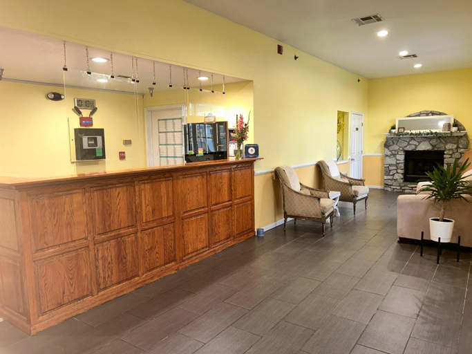 Public Area 3, Seven Gables Inn, Taney