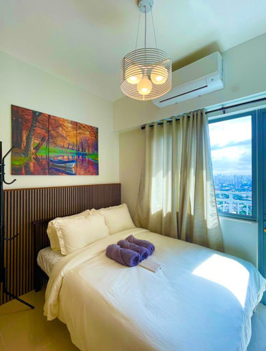 Bedroom 2, Grass Residences Staycation, Quezon City