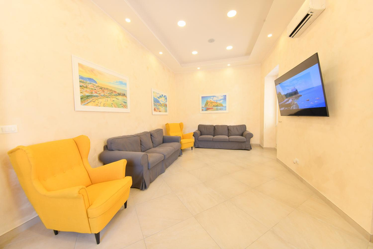 Public Area 2, Albergo Atlantic, Napoli