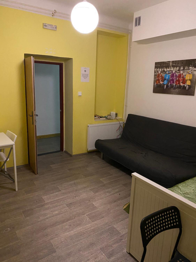 Others 3, Easy Housing, Praha 2