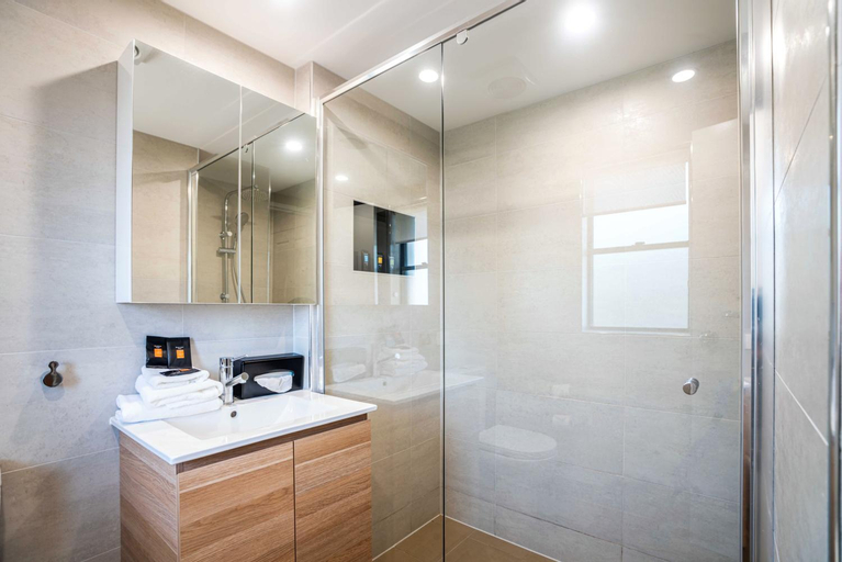 Bathroom 9