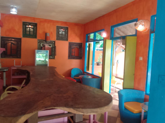 Food & Drinks 5, Alola inn, Karangasem