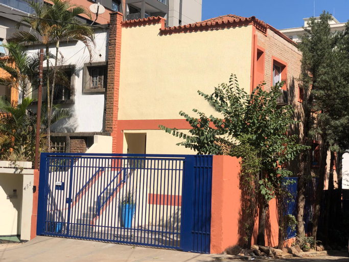 COOZY PLACE TO STAY - Villa Pinheiros Concept Leaving, São Paulo