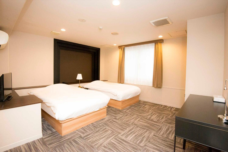 Others 5, Stay Inn Will, Saitama