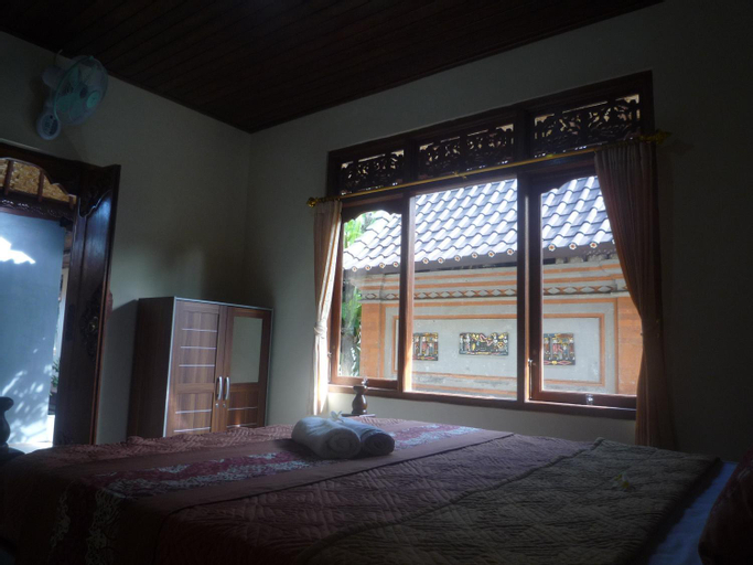 Bedroom 2, Shindu Home Stay, Gianyar