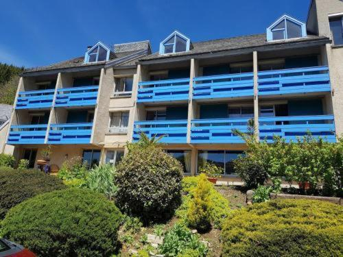 Others 5, Le Castel du Cantal, Cantal