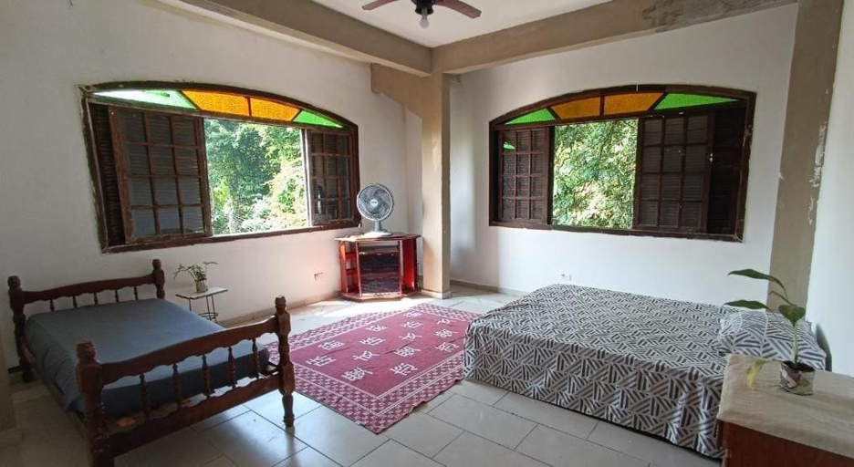 Bedroom 2, Eco hostel 013, São Vicente