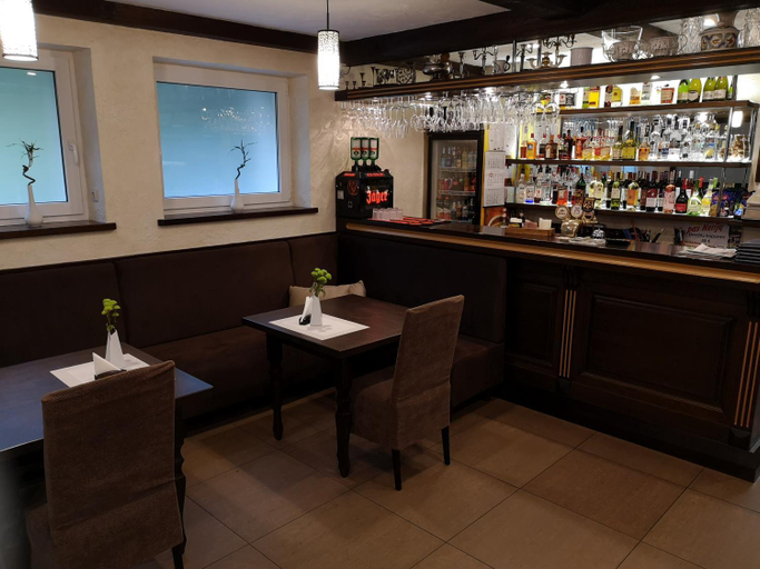 Food & Drinks 2, Pas Neriju, Skuodo