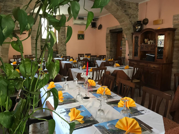 Food & Drinks, Camere il Cantico, Perugia