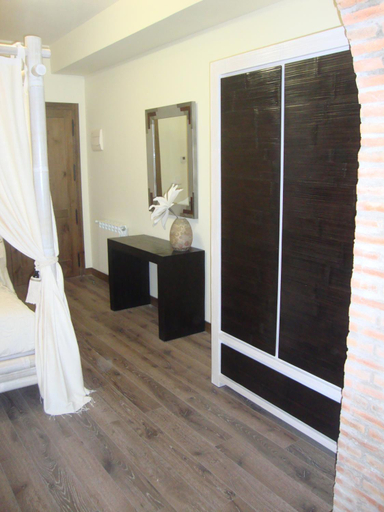 Facilities 3, El Mirador de Alcuneza, Guadalajara