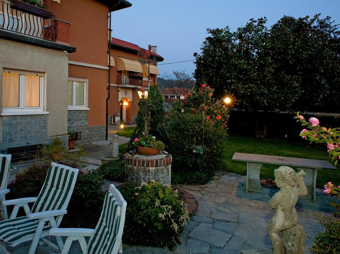 Others 5, Le Coccinelle B&B, Novara