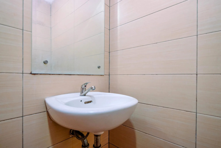 Bathroom 5, Second Room Apartement at Margonda Residence 3, Depok