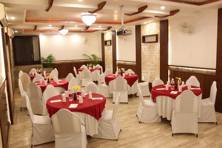 Food & Drinks 5, Hotel Ratnawali - Pure Veg Hotel, Jaipur