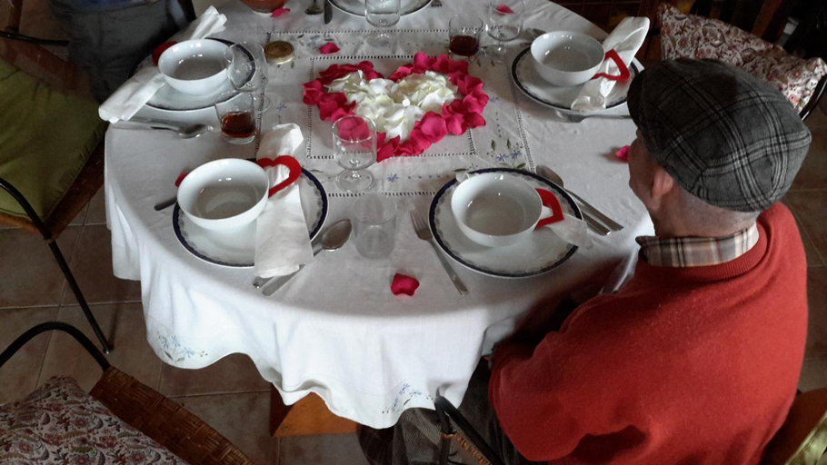 Food & Drinks