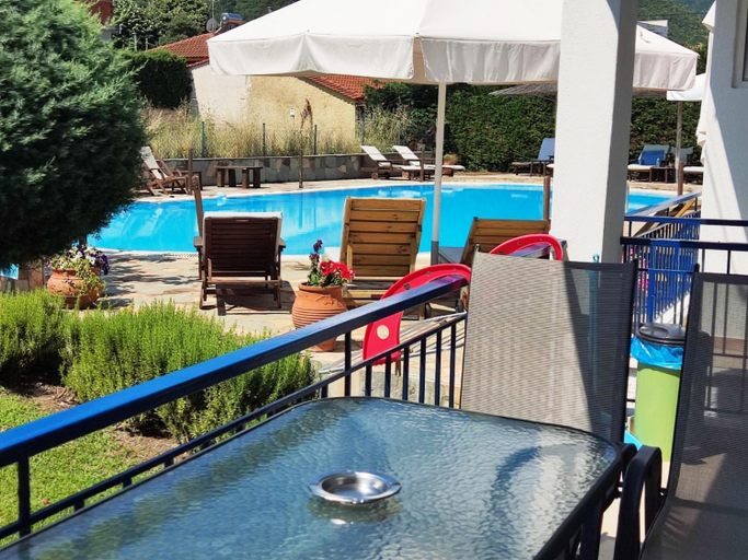 Others 5, Villa Riviera, Central Macedonia