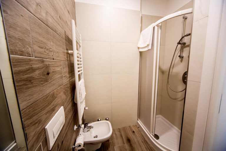 Bathroom 5