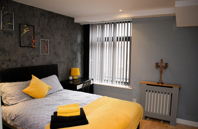 Bedroom 2, Heart of Leeds - 2 Bedroom Flat, Leeds