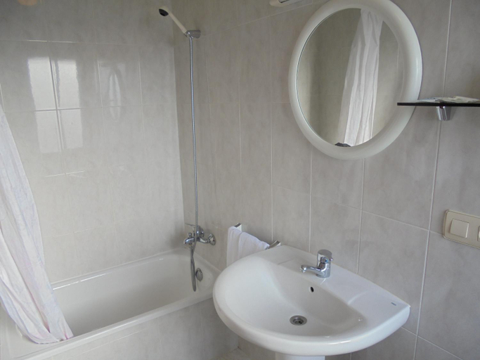 Bathroom 2, Hostal Athlanta, Zamora