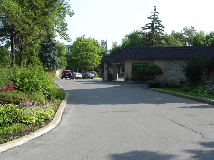 Hotel O Laval, Laval