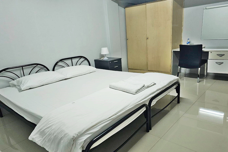 Bedroom 4, Toucan Bed and Cafe, Bang Plee