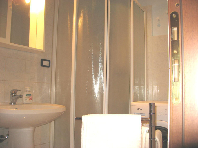 Bedroom 4, Casa Bruno B&B, Cuneo