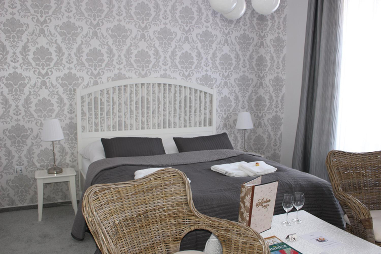 Bedroom 3, Hotel Amadeus, České Budějovice