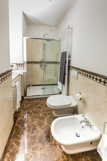Others 5, B&B Annabel, Milano
