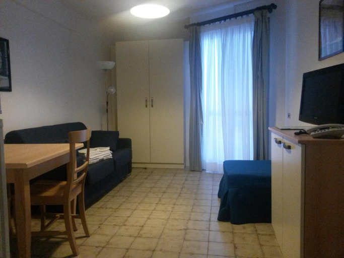 Others 5, Residence Stella Maris, Savona