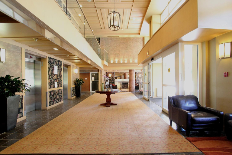 Public Area 2, Le Chamois by Whistler Premier, Squamish-Lillooet