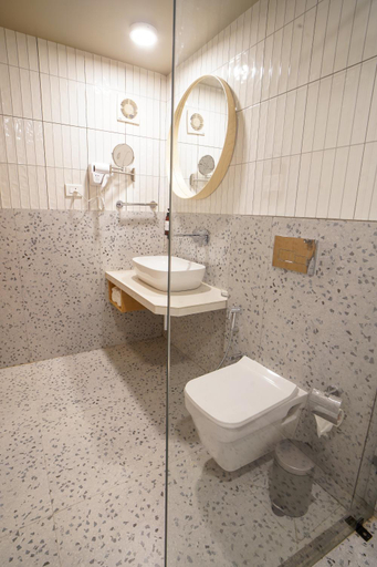 Bathroom 20