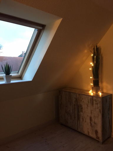 Others 4, Sonnenhaus, Nordfriesland