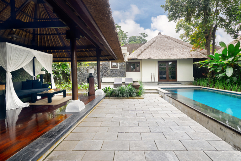 Swimming Pool 1