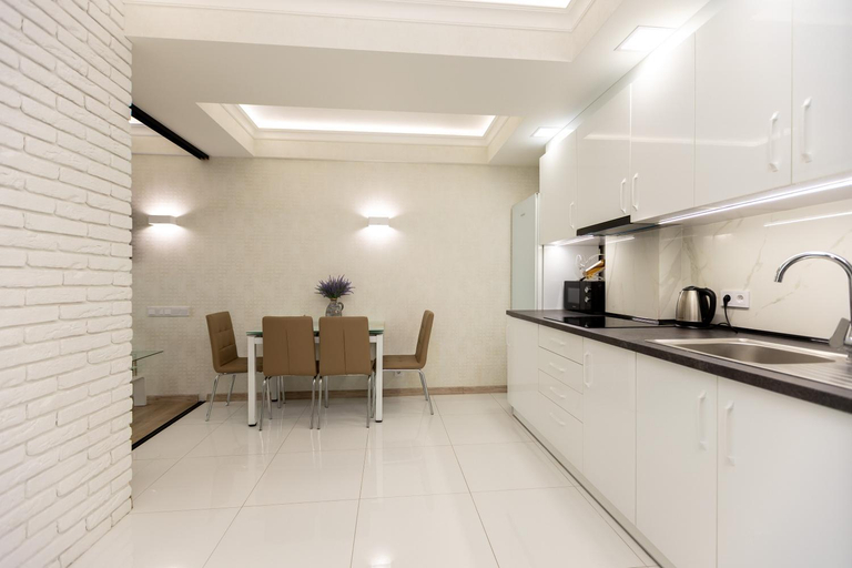Others 5, Luxury Apartment