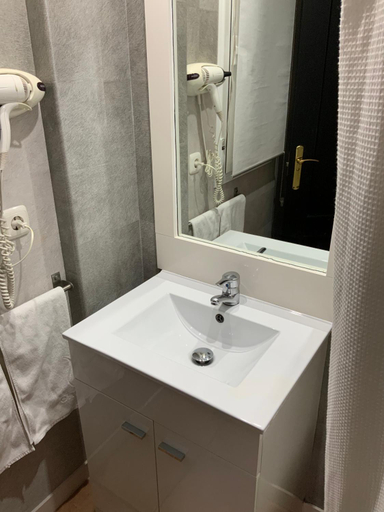 Bathroom 4, Santuario San Jose, Almería