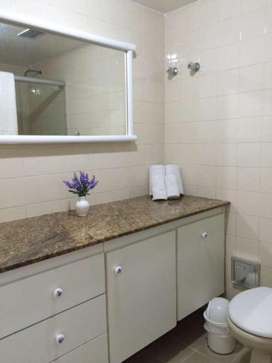 Bathroom 2, Flat em Ondina (ap.404), Salvador