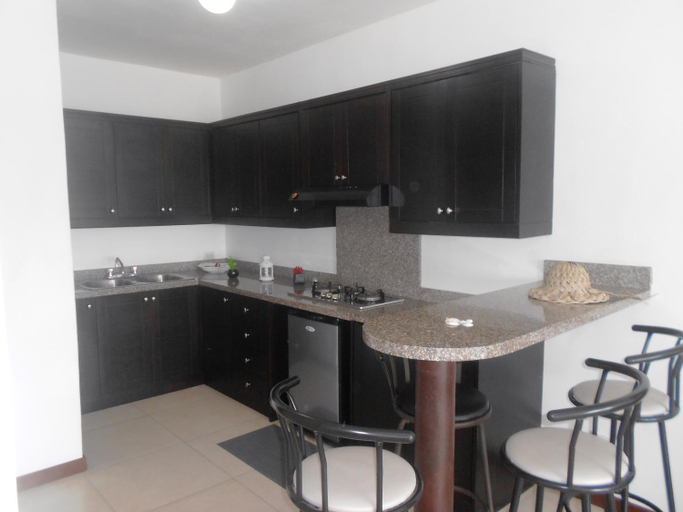 Kitchen 5, Maggy's House, Villa Hermosa