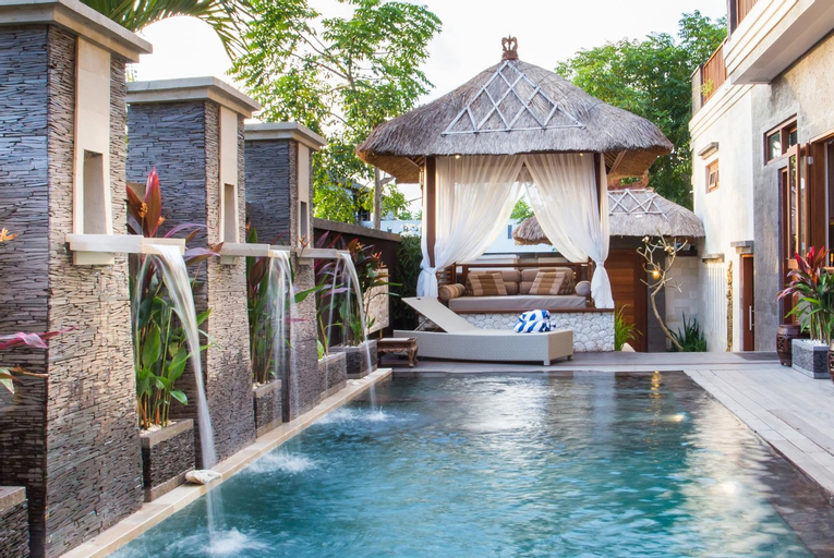 Swimming Pool 15