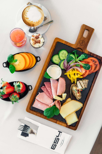 Food & Drinks 2, Willa 654, Jelenia Góra