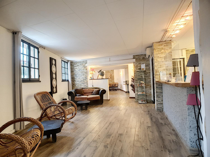 Public Area 3, Hôtel Le Chardon Bleu, Var