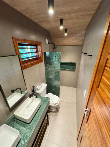 Bathroom 3, Hotel Vale das Nuvens, Baturité