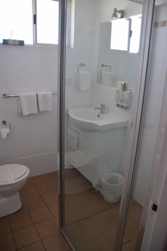 Bathroom 4, Best Western Coachman's Inn Motel, Bathurst Regional - Pt A