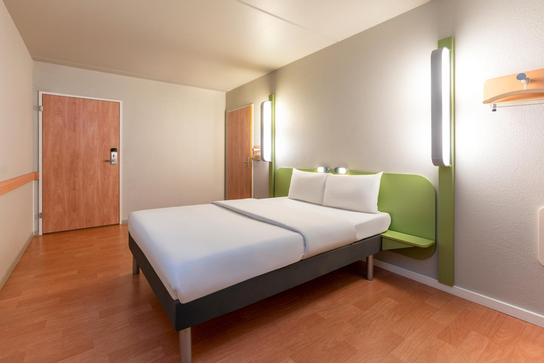 Bedroom 3, ibis budget Winterthur, Winterthur