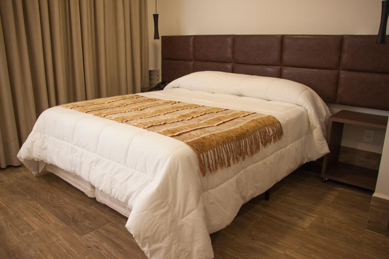 Others 5, Hotel Leiria, Matão